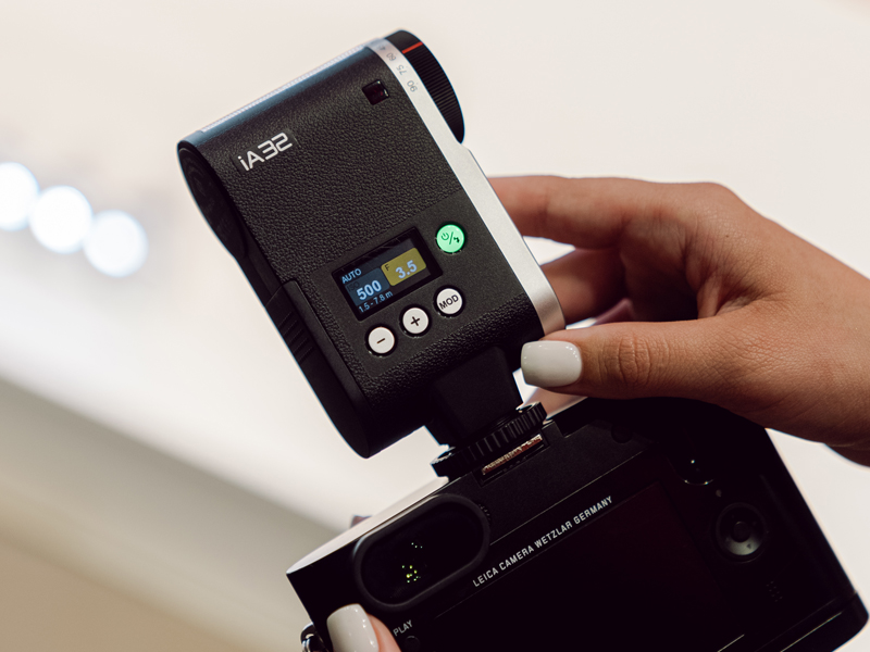 Amazon.com : Godox Flash Godox iA32 Mini Camera Flash - Automatic